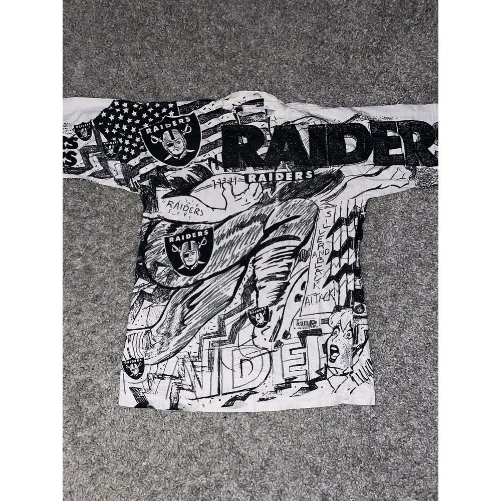 Vintage Magic Johnson AOP Oakland Raider T-Shirt 1990s All Over Print Size S/M